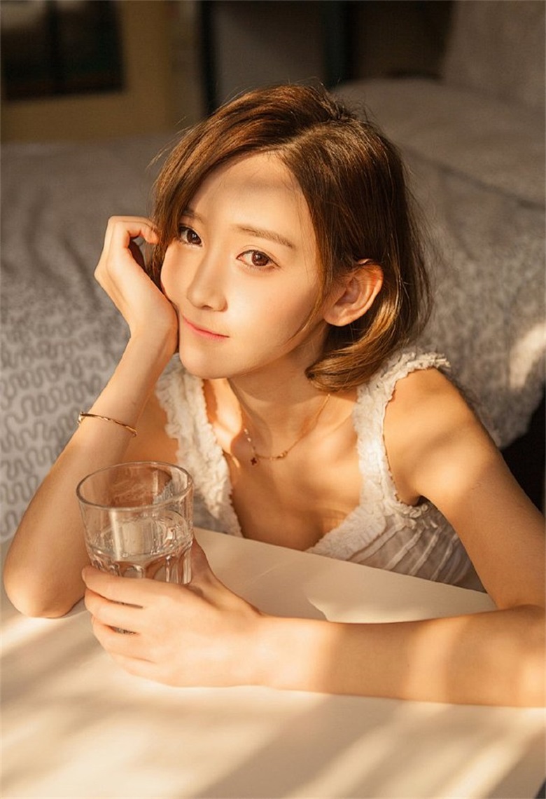 茶香四溢，品味人生——茶与生活之美